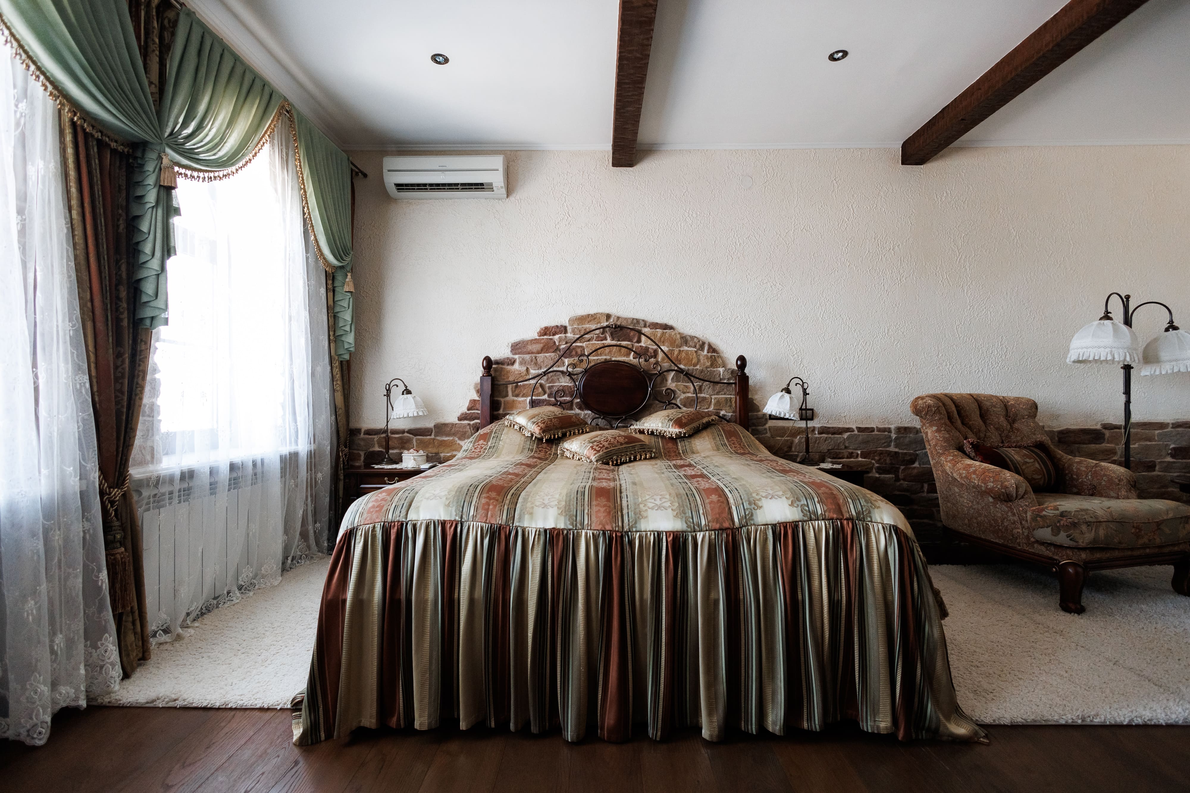 Крестовая без кухни